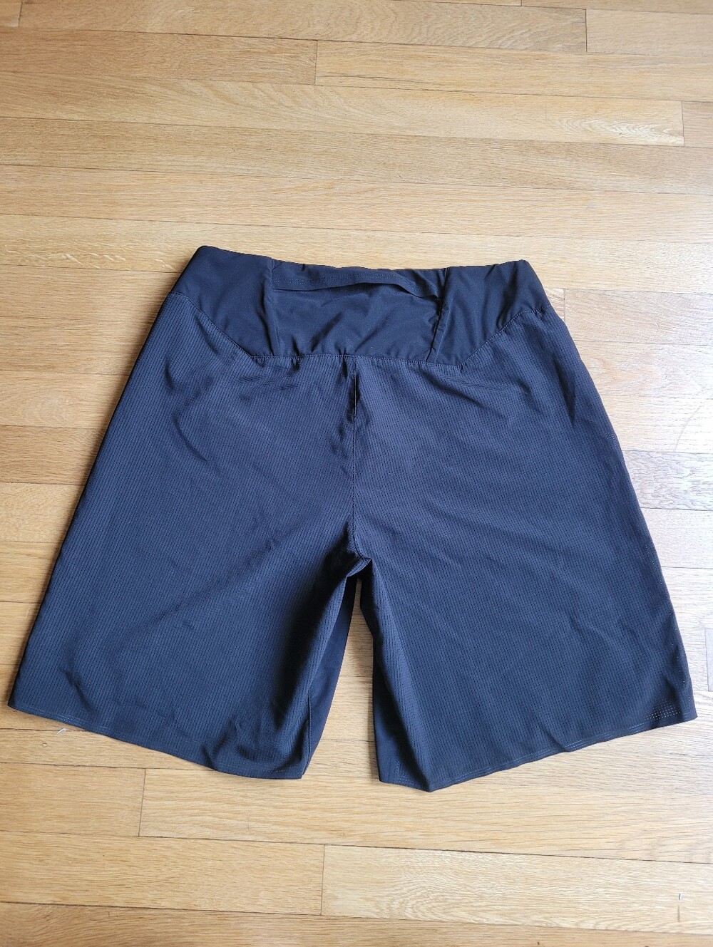 On Lightweight Shorts
